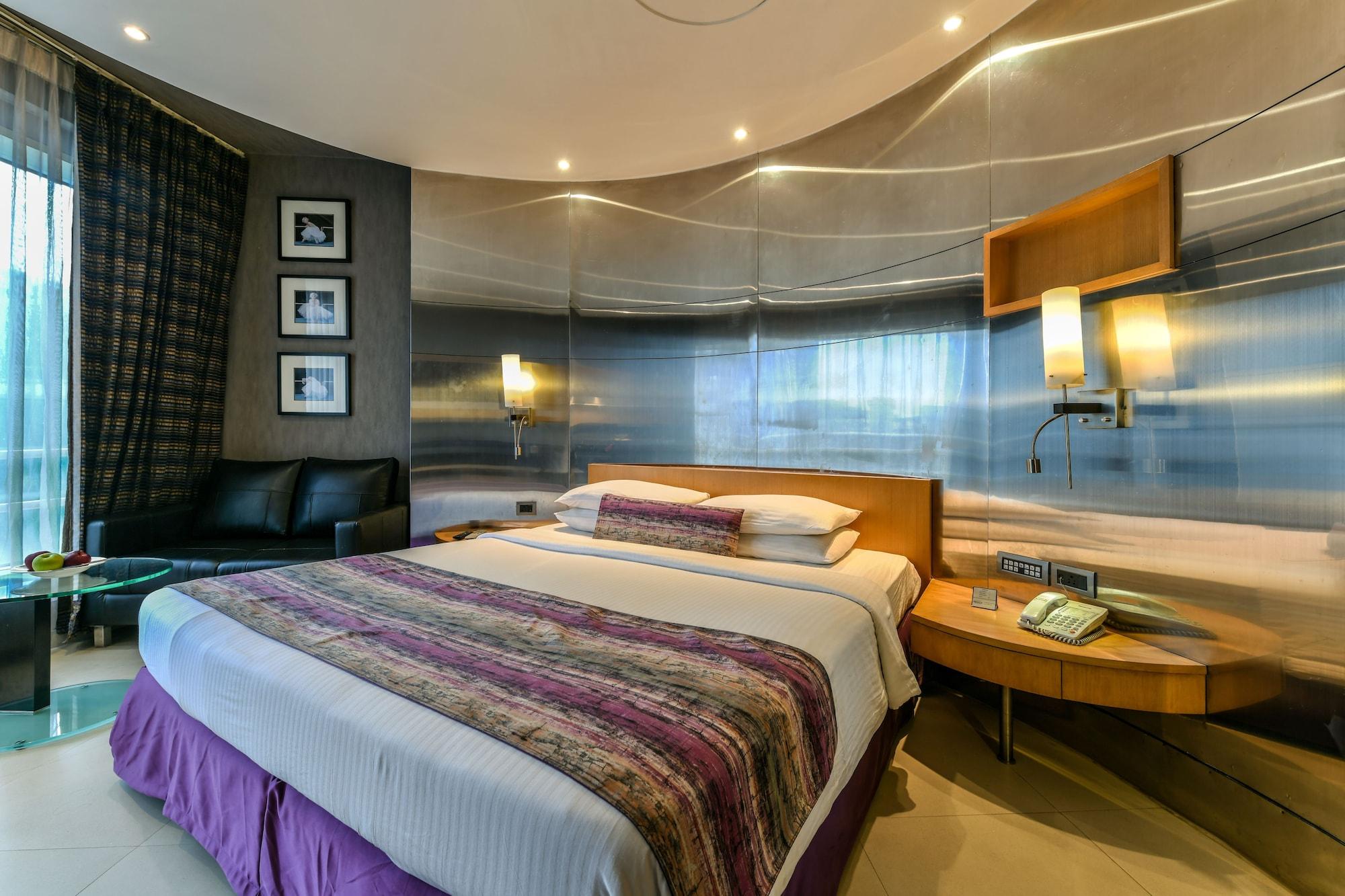Hotel The Regale By Tunga Bombay Esterno foto