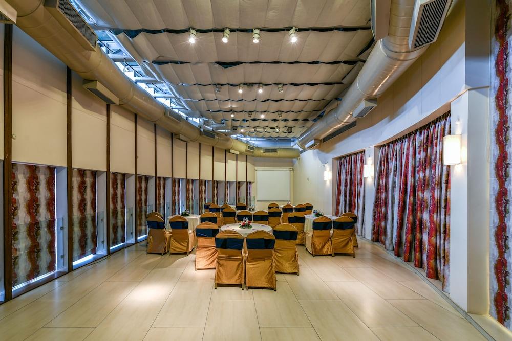 Hotel The Regale By Tunga Bombay Esterno foto