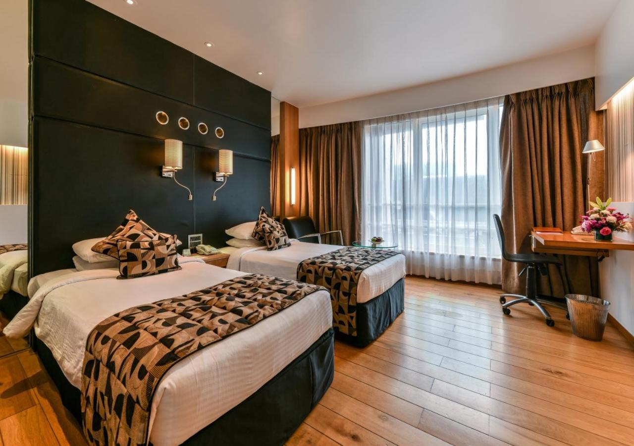 Hotel The Regale By Tunga Bombay Esterno foto